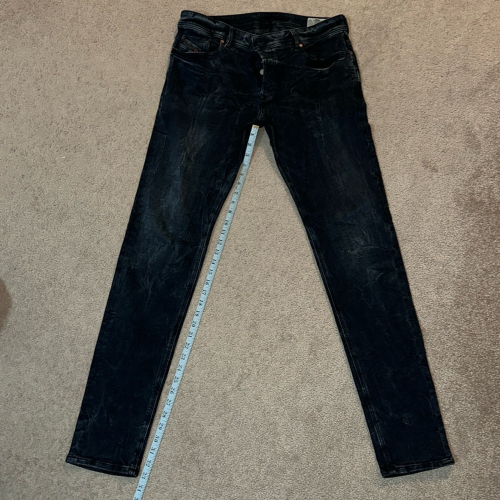 Men’s Diesel Sleenker jeans size 34.